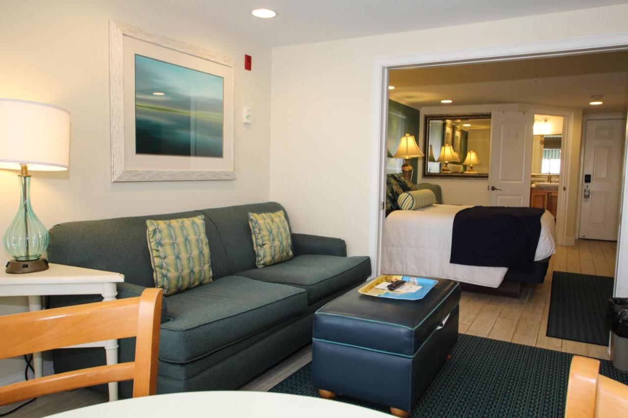 Ocean Club On Smuggler's South Yarmouth